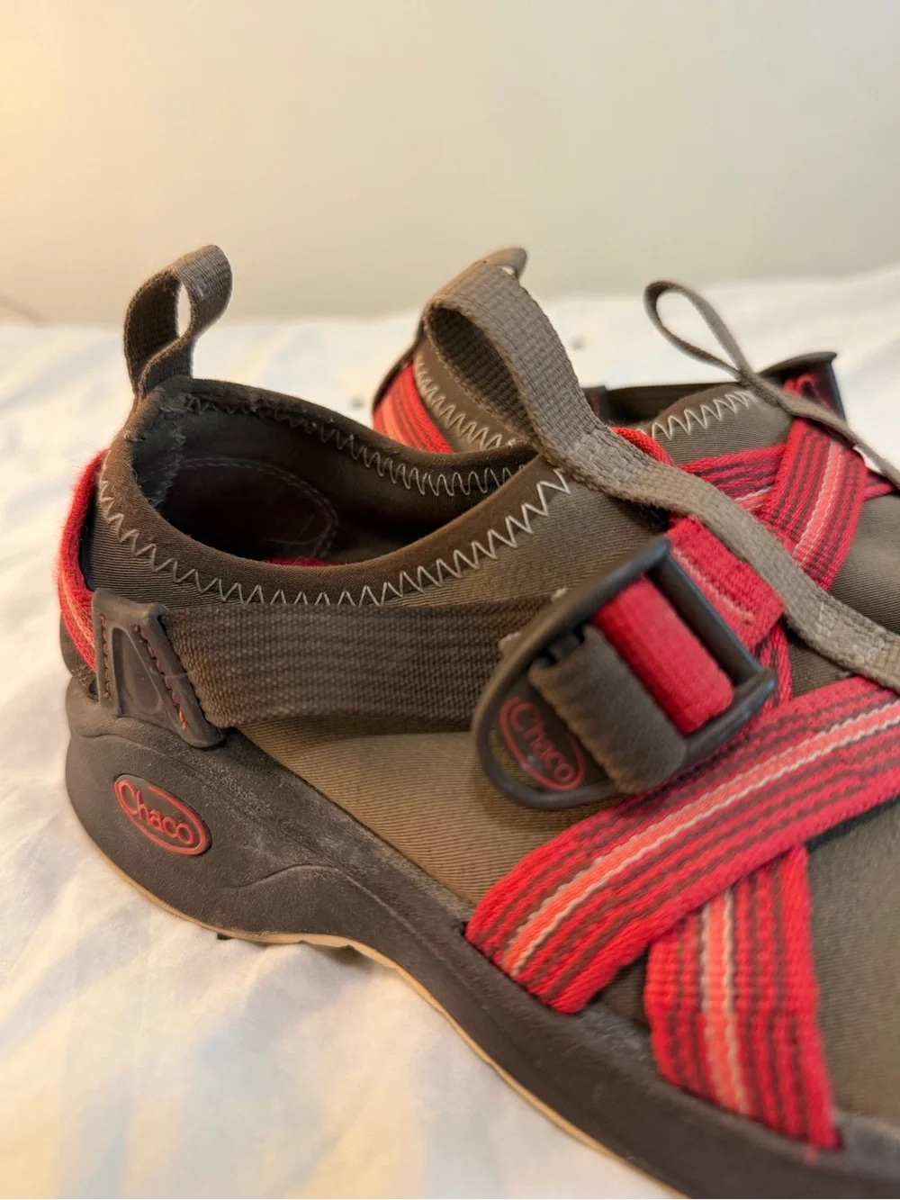Keen Kids Olive and Red Adventure Water Shoes 5